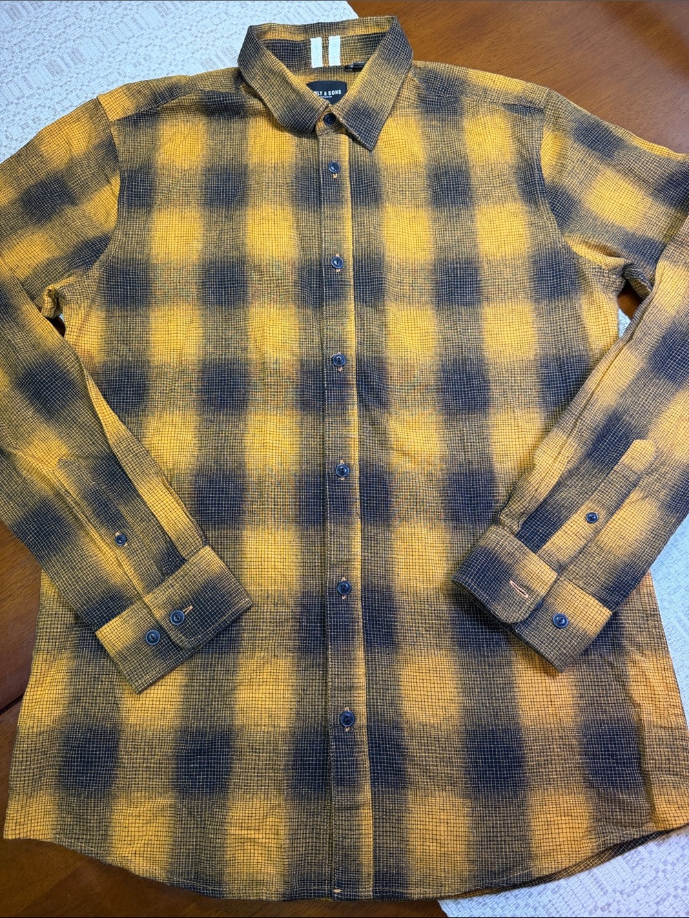 Men's Yellow & Black Plaid Button-Down Shirt